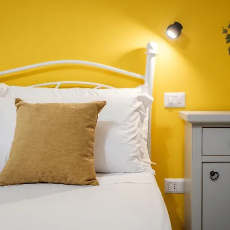 Sa Domu Colorada- Eleganza E Comfort Nel Centro Di 招待所 *