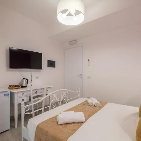 Sa Domu Colorada- Eleganza E Comfort Nel Centro Di Gæstehus 3*