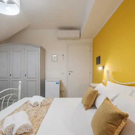 Sa Domu Colorada- Eleganza E Comfort Nel Centro Di Gæstehus 3*