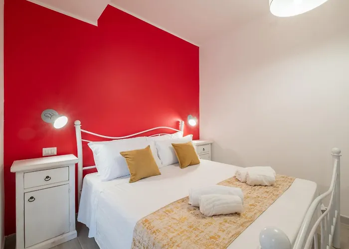 Sa Domu Colorada- Eleganza E Comfort Nel Centro Di Vendégház